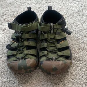 Keen Kids' Green Camo Adventure Sandals